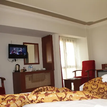 Hotel Kaya 3*