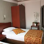 Kaya イスタンブール