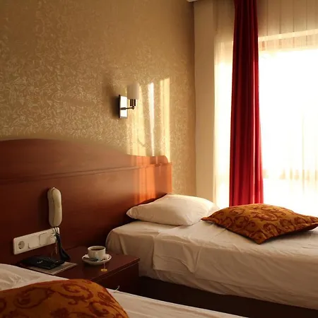 Kaya Hotel 3*